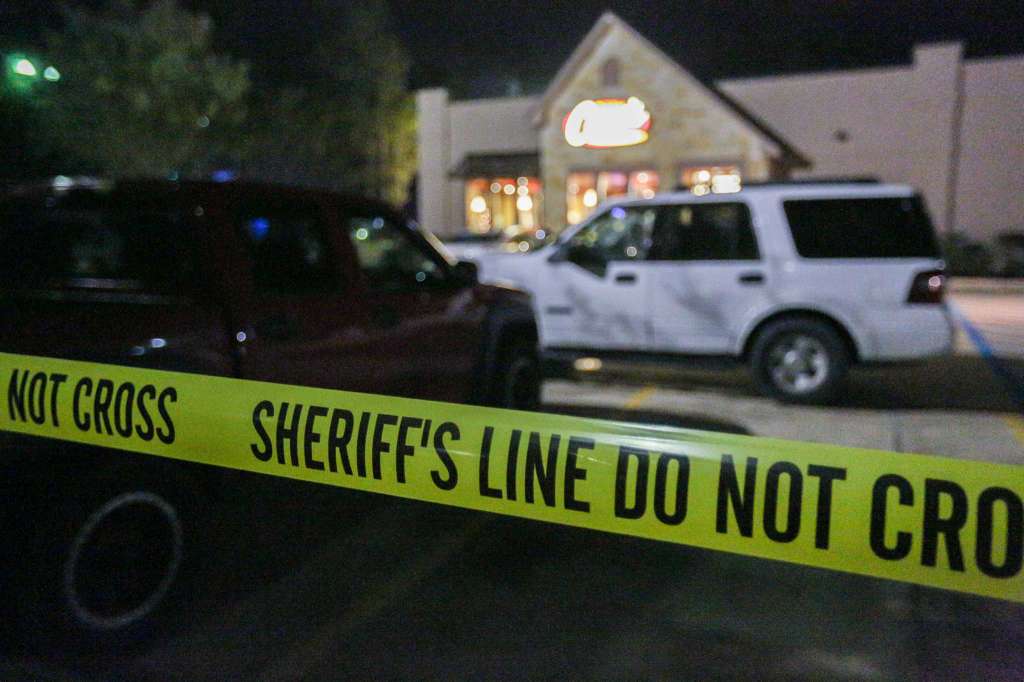 Off-Duty Deputy Kills Robbery Suspect At Raising Cane’s In The Woodlands